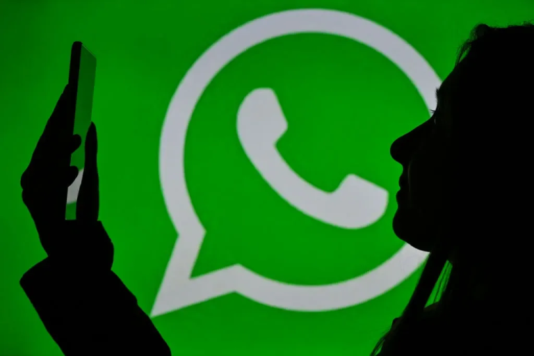Application to monitor WhatsApp conversations